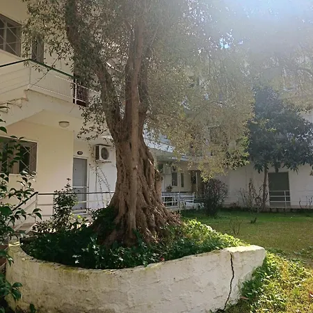 Melistia In 公寓 卡梅纳维洛拉